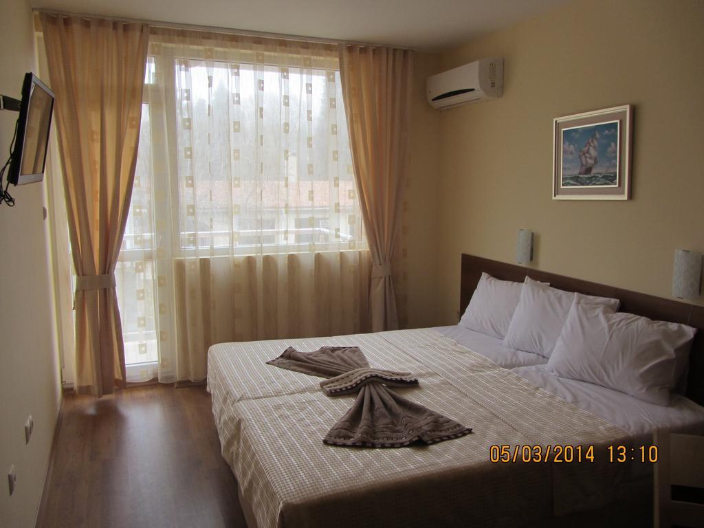 Stephanovy Guest House Sozopol Room photo